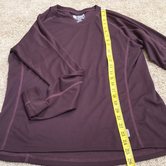 Carhartt womenswear large base force tee has crew tee. - Picture 9 of 10